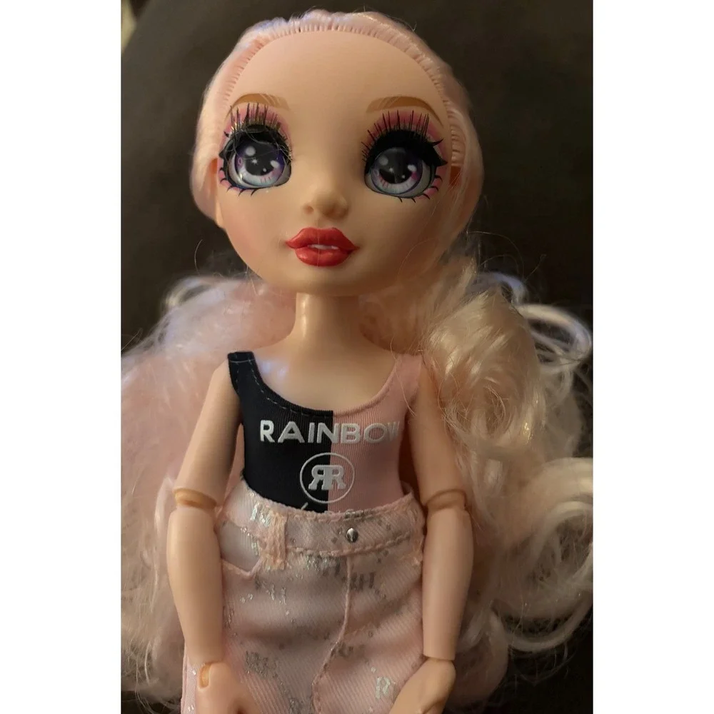 Rainbow High Bella Parker #2‎  Fashion Doll Pink Hair Skirt Pink Shoes RH2